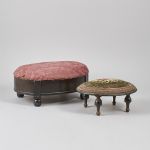 517676 Footstools